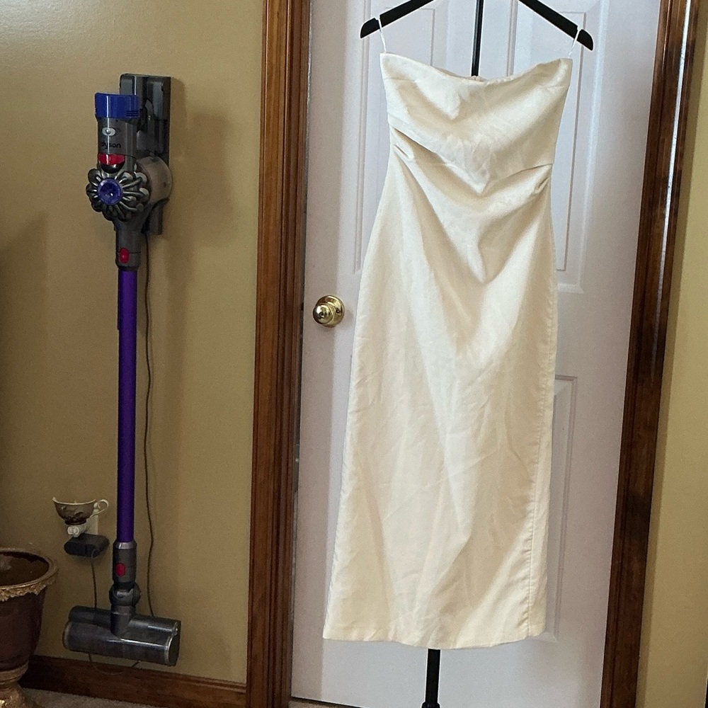 Zara Cream Strapless Dress NWOT